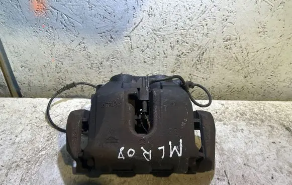 Mercedes-Benz ML W164 Front brake caliper