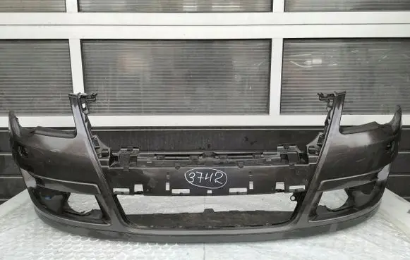 Volkswagen PASSAT B6 Front bumper 3C0807221C