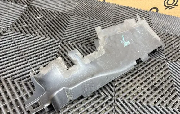 Volkswagen PASSAT B8 Intercooler air guide/duct channel 3G0121283C