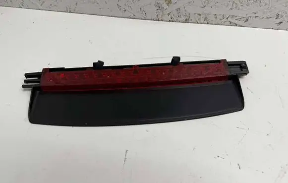 Audi A6 S6 C6 4F Third/center stoplight 4F5945097