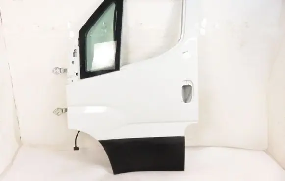 Iveco Daily 6th gen Front door