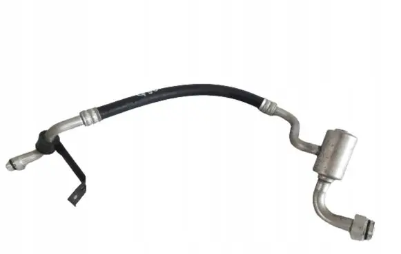 Infiniti Q50 Air conditioning (A/C) pipe/hose