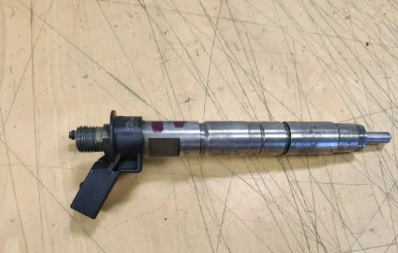 BMW X6 E71 Fuel injector 780542803