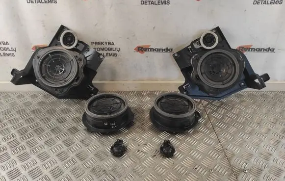 Audi TT TTS RS Mk3 8S Audio system kit 8S8035242A 8S0035411A