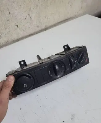 Mercedes-Benz Sprinter W906 Climate control unit A9068300485KZ 5HB00901102 C9955002