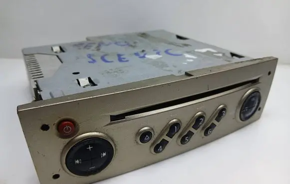 Renault Scenic II - Grand scenic II Radio/CD/DVD/GPS head unit 8200666142KAS 8200666142