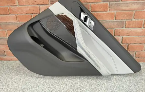 BMW X5 G05 Coupe rear side trim panel 5A61F42 SILVERSTONE KPA9