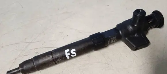 Peugeot 508 Fuel injector 9674984080