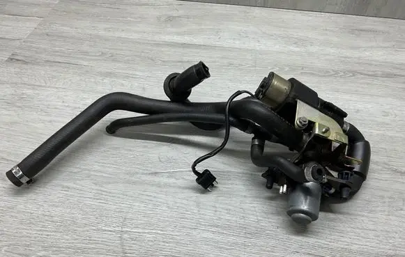 Mercedes-Benz SL R129 Coolant heater 0018351064 1298321304 4950000001