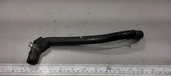 Mazda 626 Breather hose/pipe 