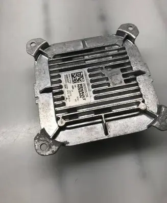 Renault Scenic E-Tech V Headlight ballast module Xenon 260555572R 10102200007