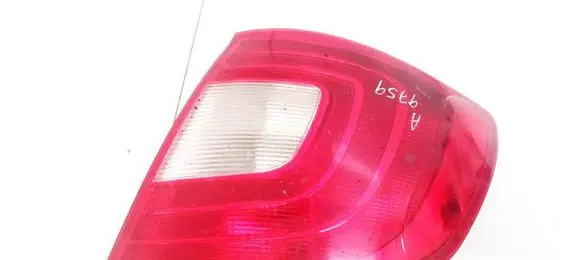 Skoda Superb B6 (3T) Rear/tail lights