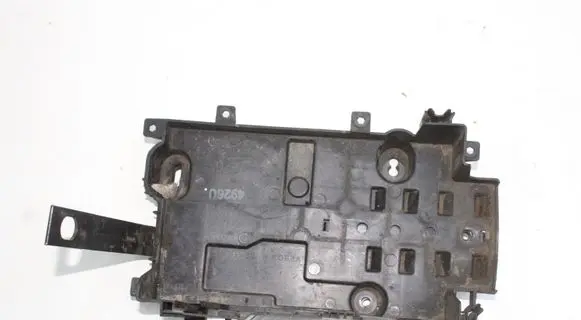 Opel Mokka Battery box tray 42334926