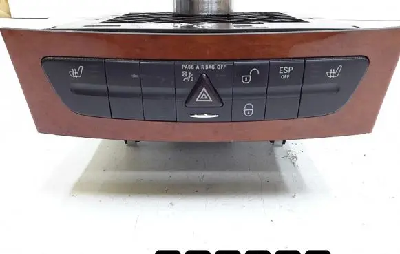 Mercedes-Benz E W211 Hazard light switch