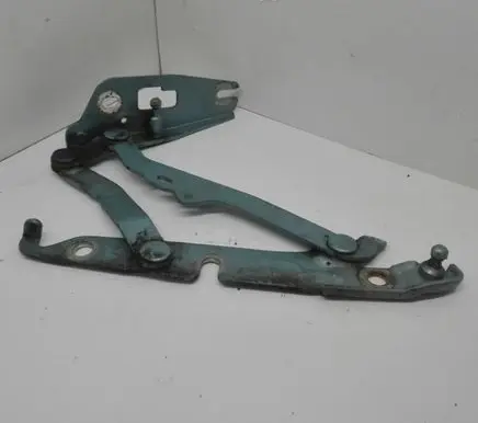 Audi A6 S6 C6 4F Tailgate/trunk/boot hinge 4F5827302D