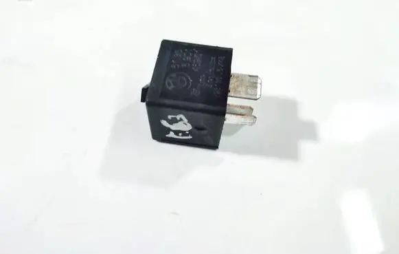 BMW 5 GT F07 Other relay 6901469