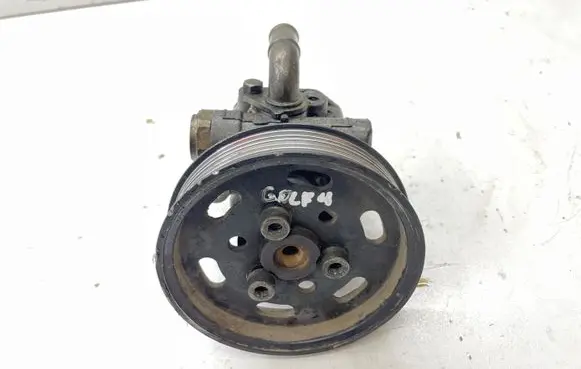 Volkswagen Golf IV Power steering pump