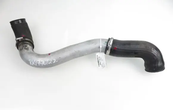 BMW 5 E39 Intercooler hose/pipe 7785396