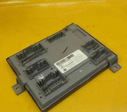 Mercedes-Benz C W206 Other control units/modules A2069001620 5DK01696880
