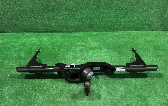 Volkswagen Touran III Tow bar 5TA803880