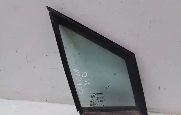 Toyota Corolla Verso E121 Front door vent window glass four-door 43R00097
