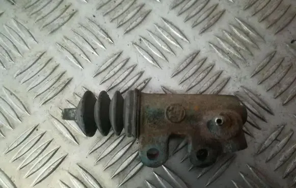 Clutch master cylinder
