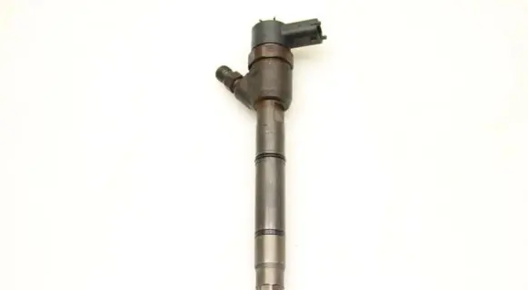 Hyundai ix35 Fuel injector 0445110410