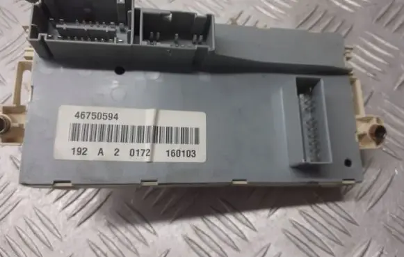 Fiat Stilo Fuse box set 46750594