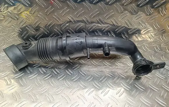 Peugeot 408 P54 Air intake hose/pipe 9824569380 81067R