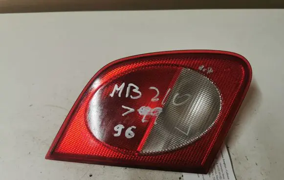 Mercedes-Benz E W210 Tailgate rear/tail lights A2109200964 197503 197523