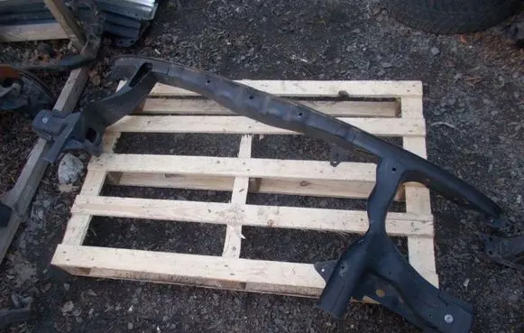Volkswagen Transporter - Caravelle T5 Radiator support slam panel