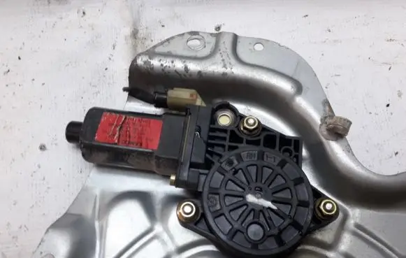 Hyundai Elantra Rear door window regulator motor 834602D000 83460-2D000