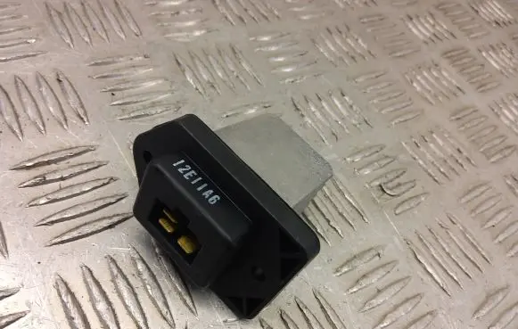Chevrolet Captiva Heater blower fan relay 8101045a18