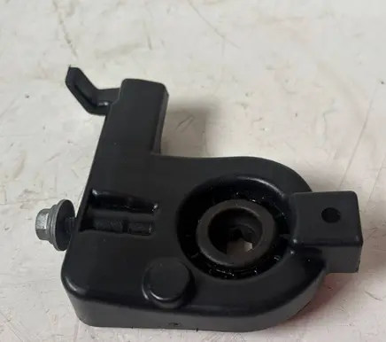 Smart ForTwo III C453 Radiator mount bracket A4535040440 215146006R
