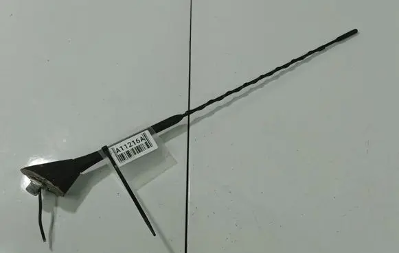 Volkswagen Polo IV 9N3 Aerial GPS antenna 