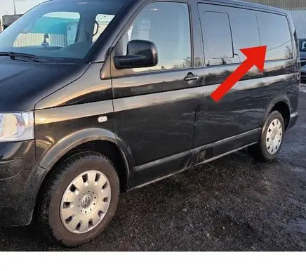 Volkswagen Multivan T5 Rear side window 7H1845331E