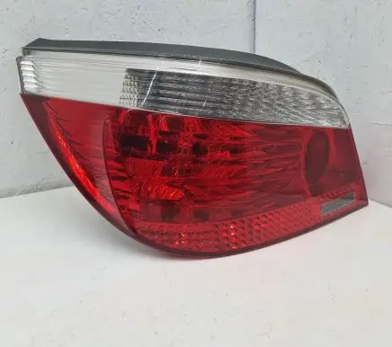 BMW 5 E60 E61 Rear/tail lights 6910767 E7E79S 2VP008679