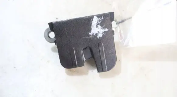 Volkswagen Touran I Tailgate/trunk/boot lock/catch/latch