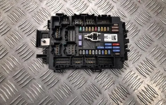 Tesla Model X Fuse box set 103440901C