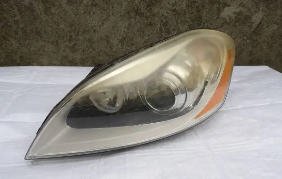Volvo XC60 Headlight/headlamp 30763135 89902952