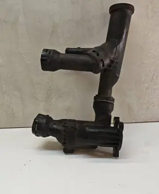 Thermostat/thermostat housing
