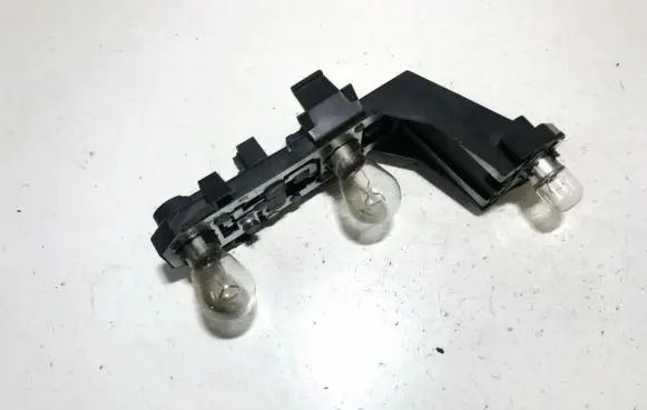 Mercedes-Benz Vito Viano W638 Tail light bulb cover holder 7m3945257 964511