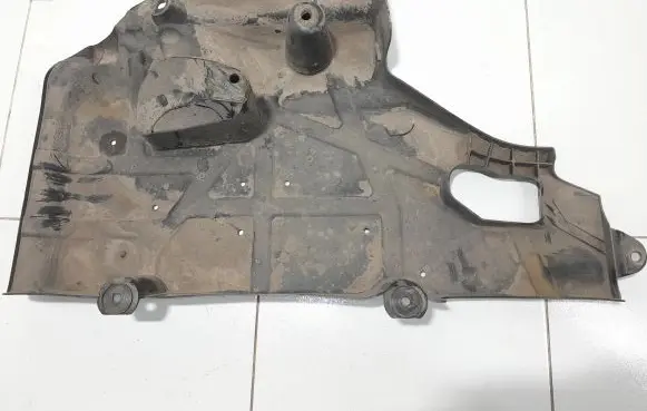 Ford S-MAX Center/middle under tray cover EM2BR11779C