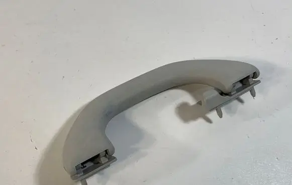Rear interior roof grab handle