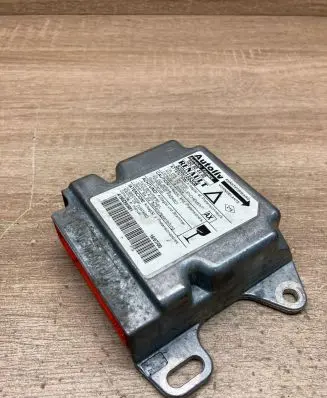 Renault Laguna I Airbag control unit/module 8200018830B 550804400