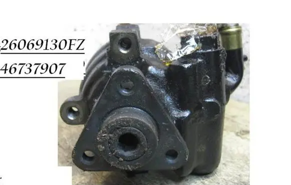 Alfa Romeo 147 Power steering pump 46737907 26069130FZ