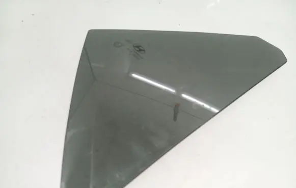 Rear vent window glass