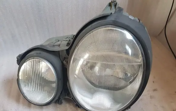 Mercedes-Benz E W210 Headlight/headlamp