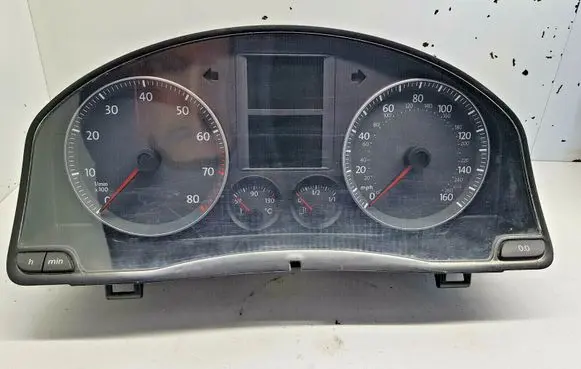 Volkswagen Golf V Speedometer (instrument cluster) 1K0920951A nr1130
