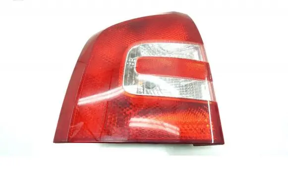 Skoda Octavia Mk2 (1Z) Rear/tail lights 